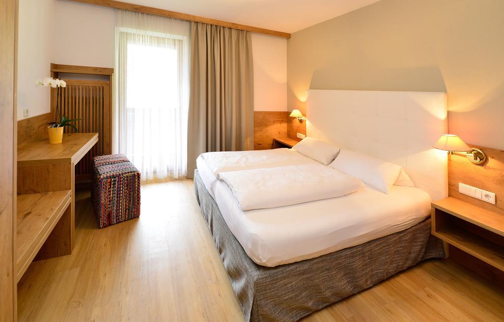 Ahrntal Residence Alpenrose חדר תמונה